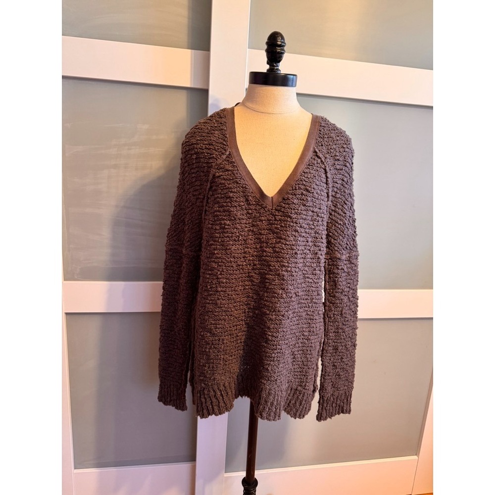 Free People Sweater Womens Small‎ Brown V-Neck Boucle Knit Pullover Comfy Soft